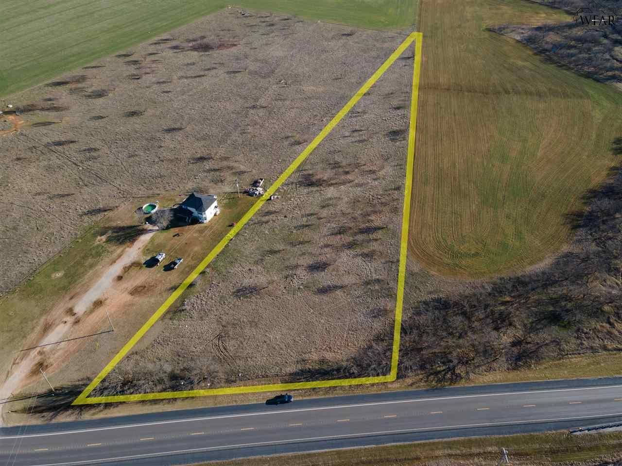 Property Photo: 3.31 Acres N Hwy 79 TX 76305