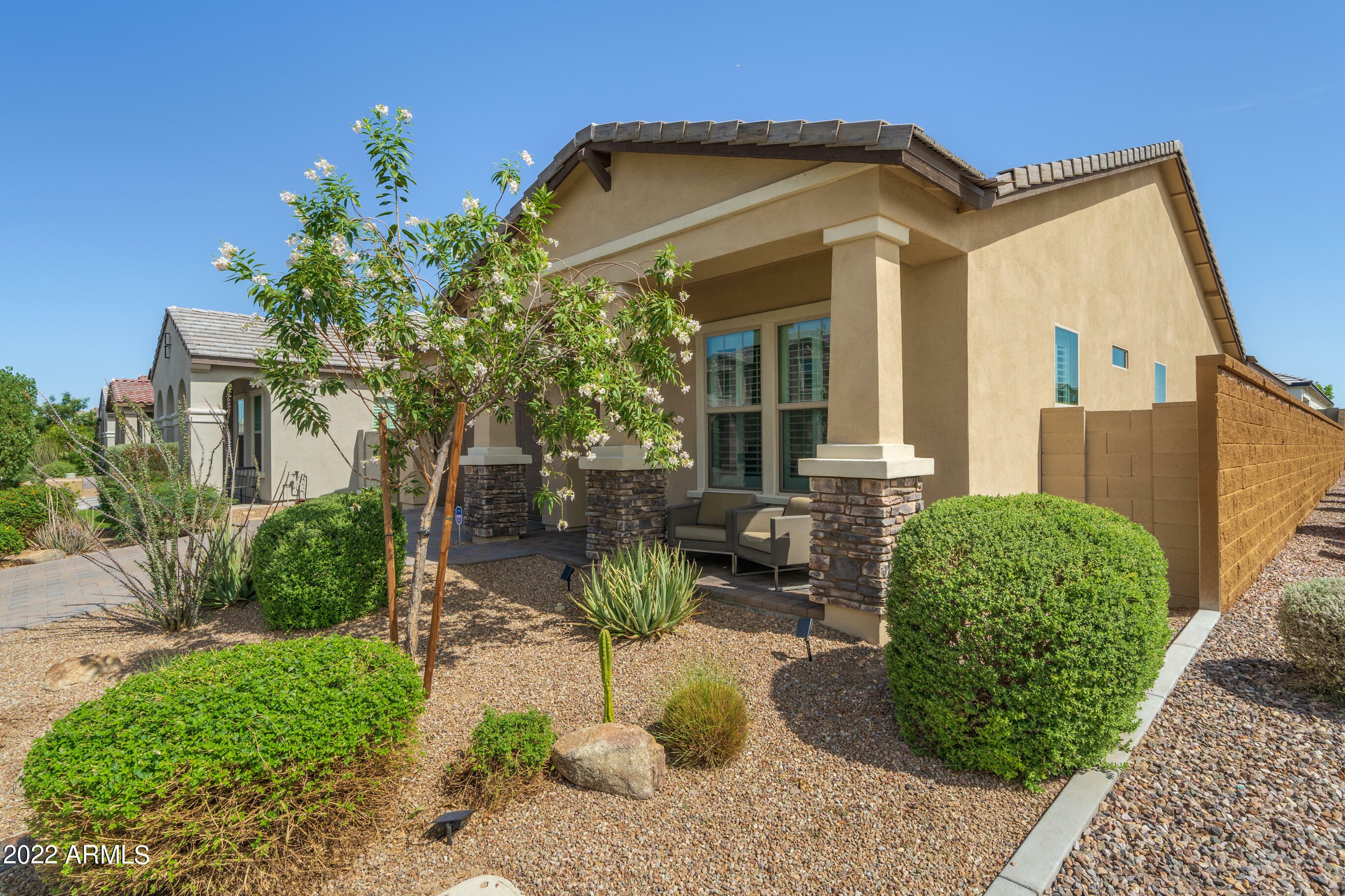 Property Photo: 6632 E Libby Street AZ 85054