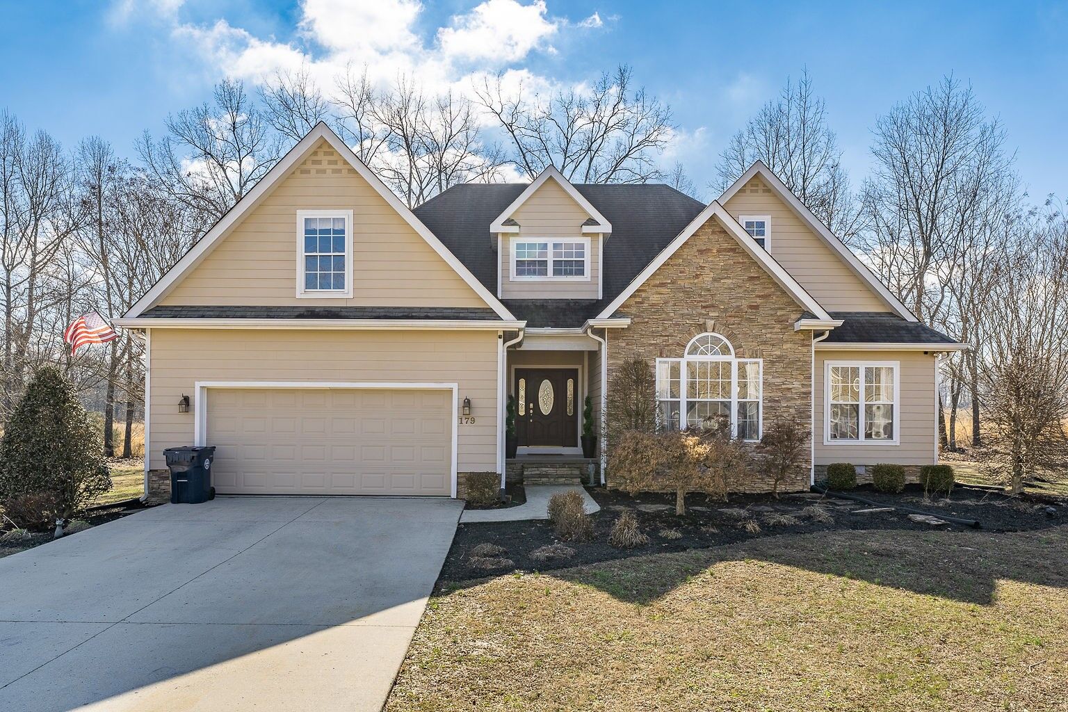 Property Photo:  179 Oak Glen Dr  TN 37166 