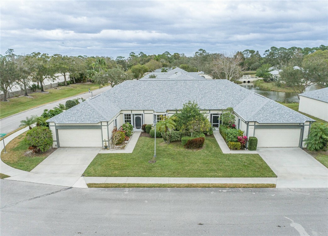 Property Photo:  1992 Westhampton Court  FL 32966 