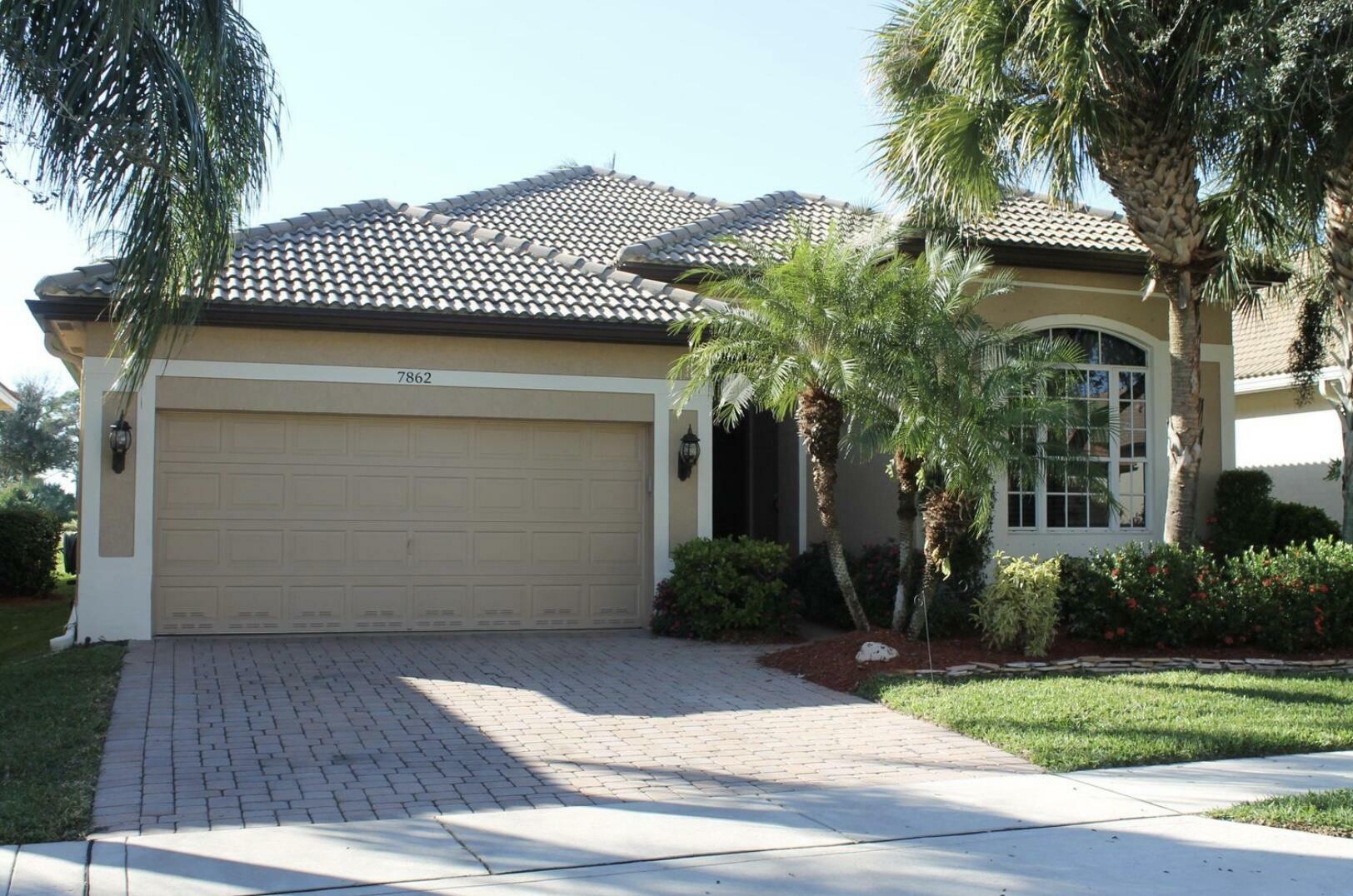 Property Photo:  7862 Monarch Court  FL 33446 