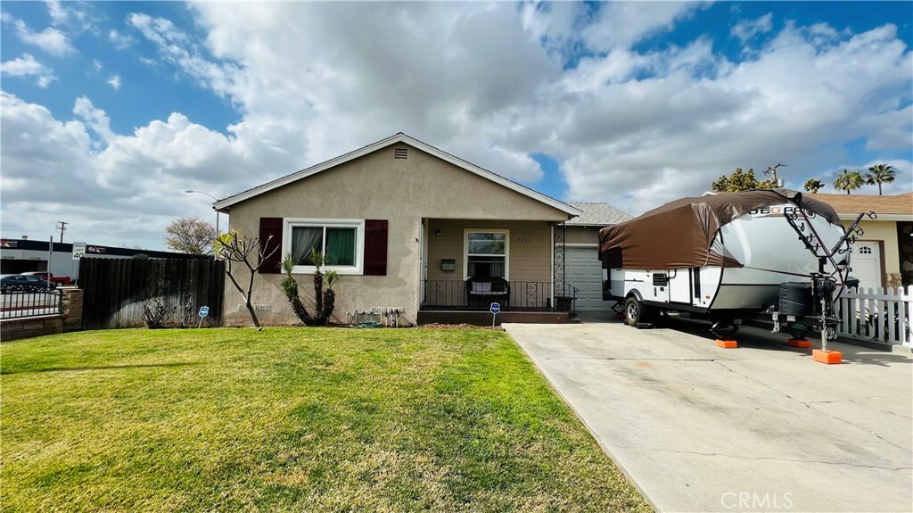 Property Photo:  7971 Crowndale Avenue  CA 90606 