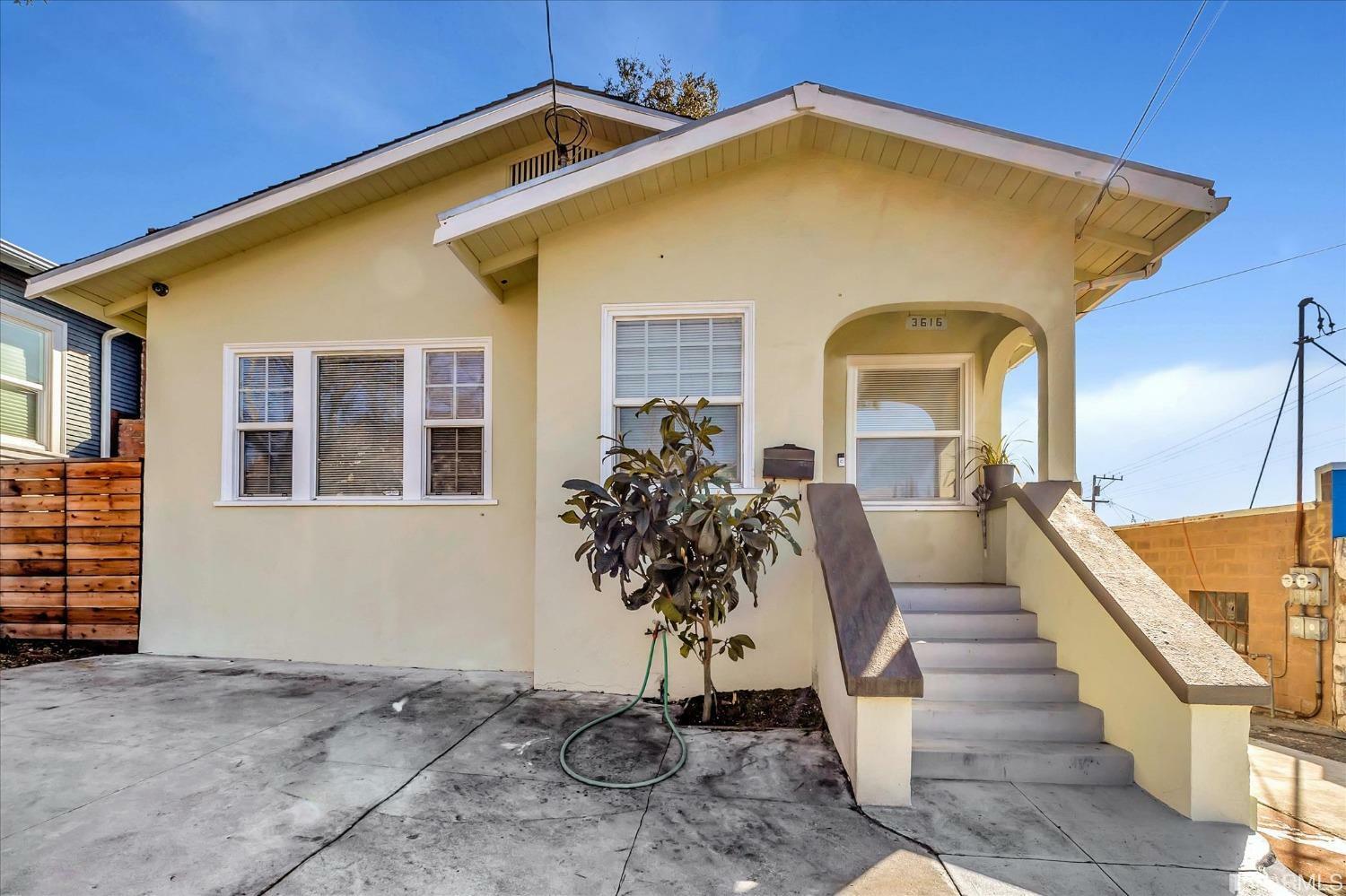 Property Photo:  3616 Laurel Avenue  CA 94602 