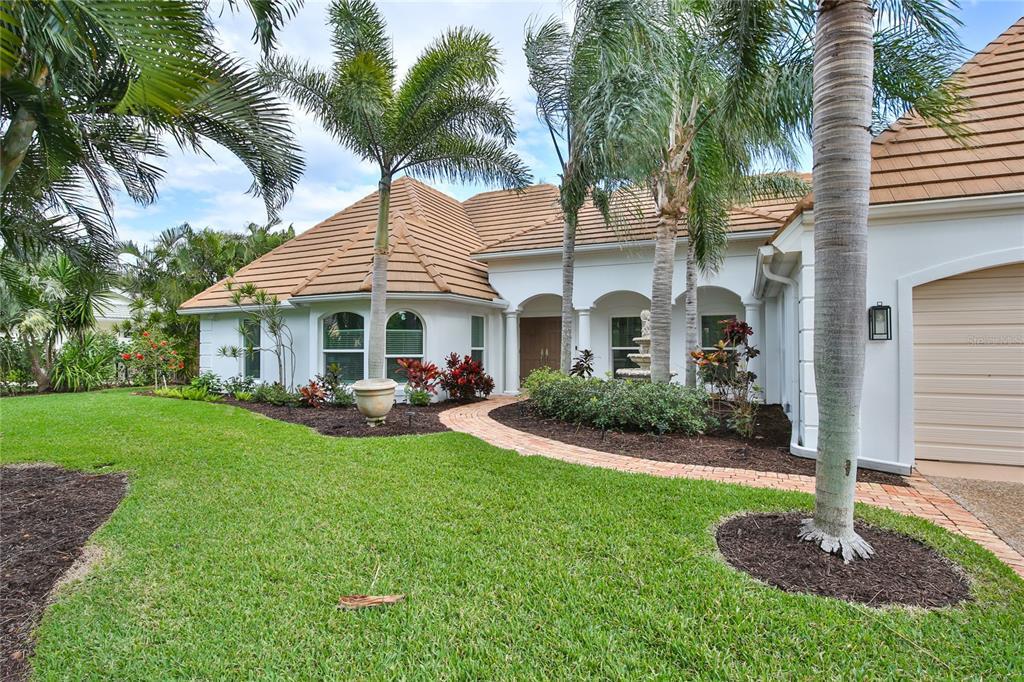 Property Photo:  615 Owl Way  FL 34236 