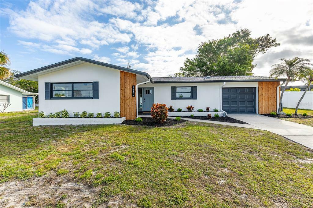 Property Photo:  2319 Demaret Drive  FL 34698 