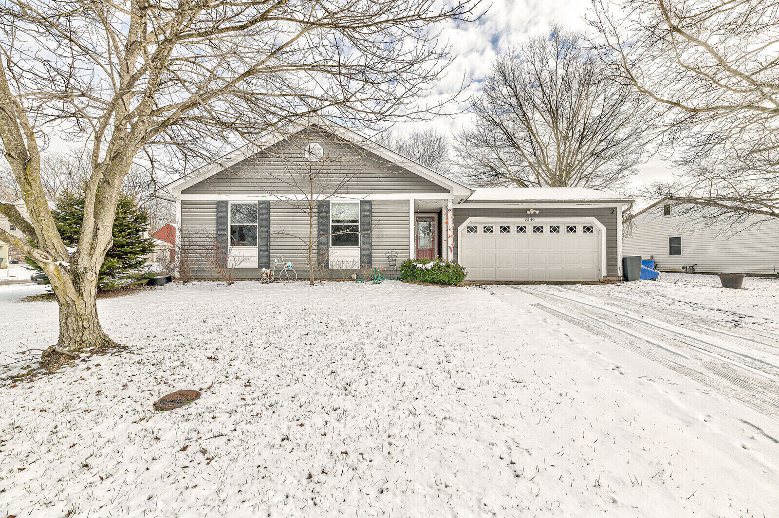 Property Photo:  8149 Jade Circle  IN 46268 