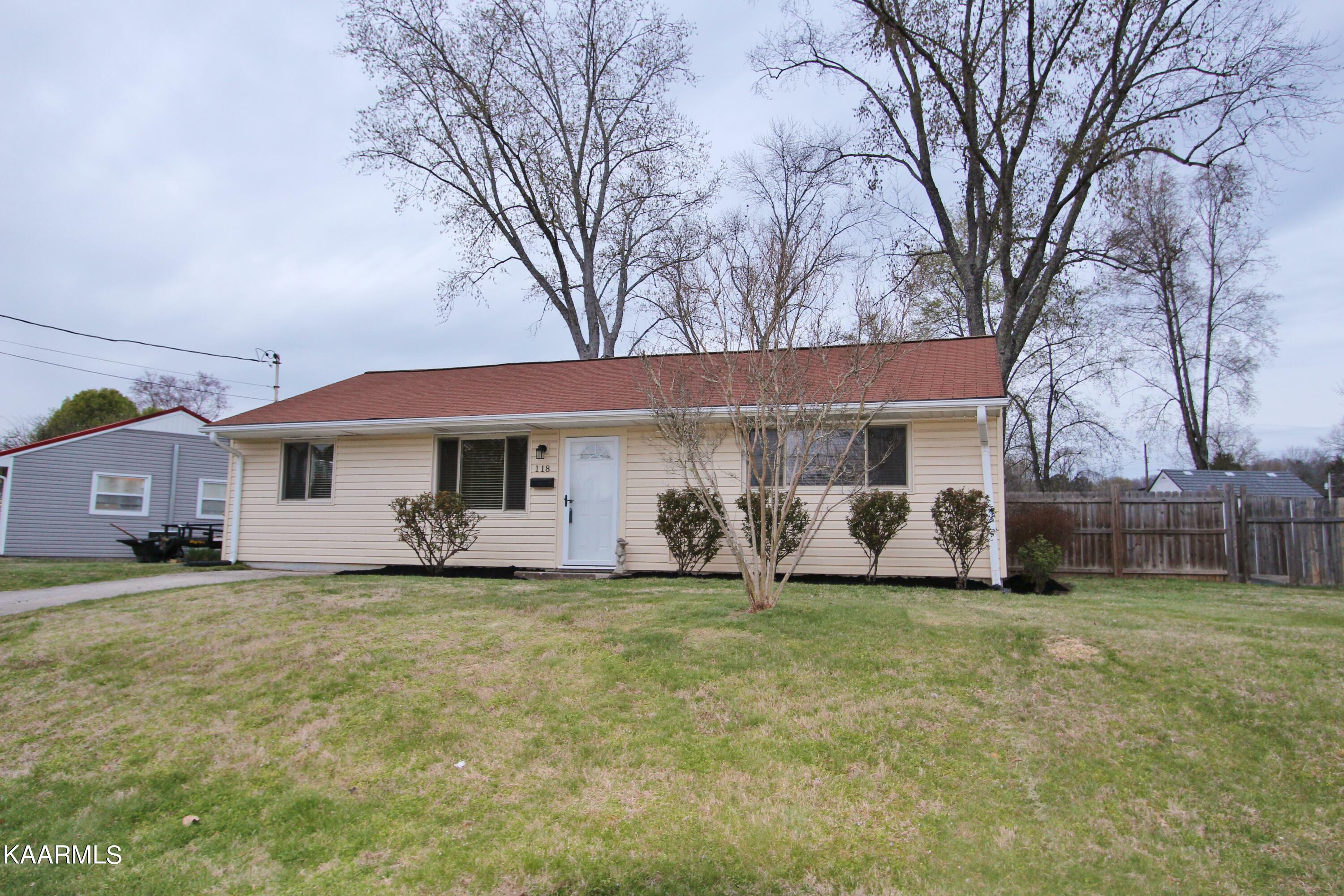 Property Photo:  118 Beverly Circle  TN 37830 