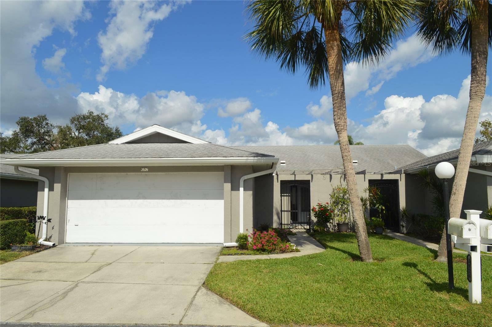 Property Photo: 3926 Center Gate Circle 18 FL 34233