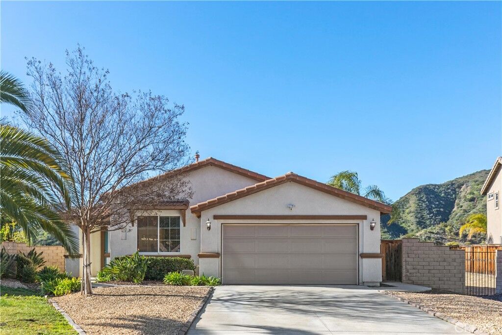 Property Photo:  29352 Lake Mist Dr  CA 92530 