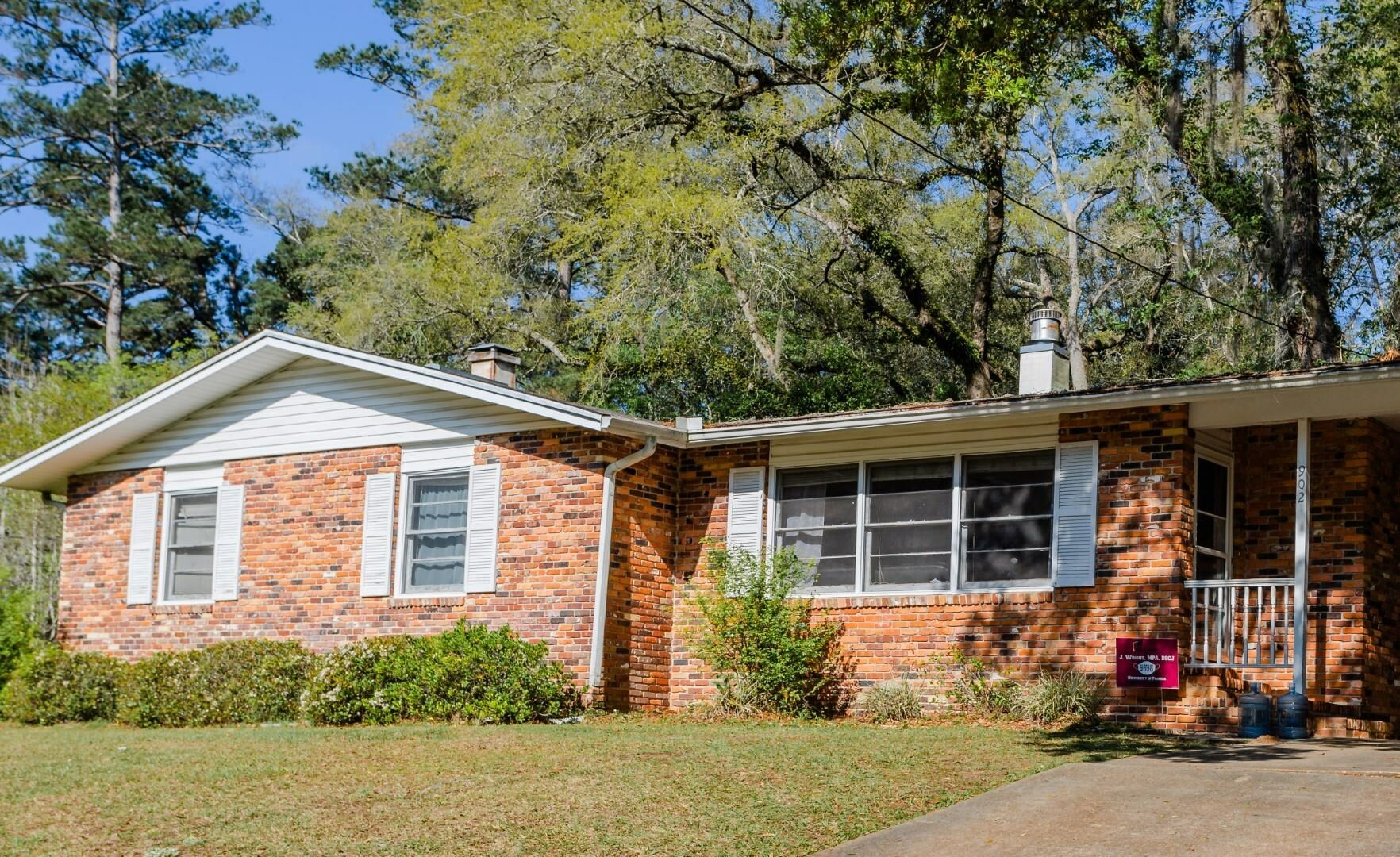 Property Photo:  902 Maplewood Drive  FL 32303 