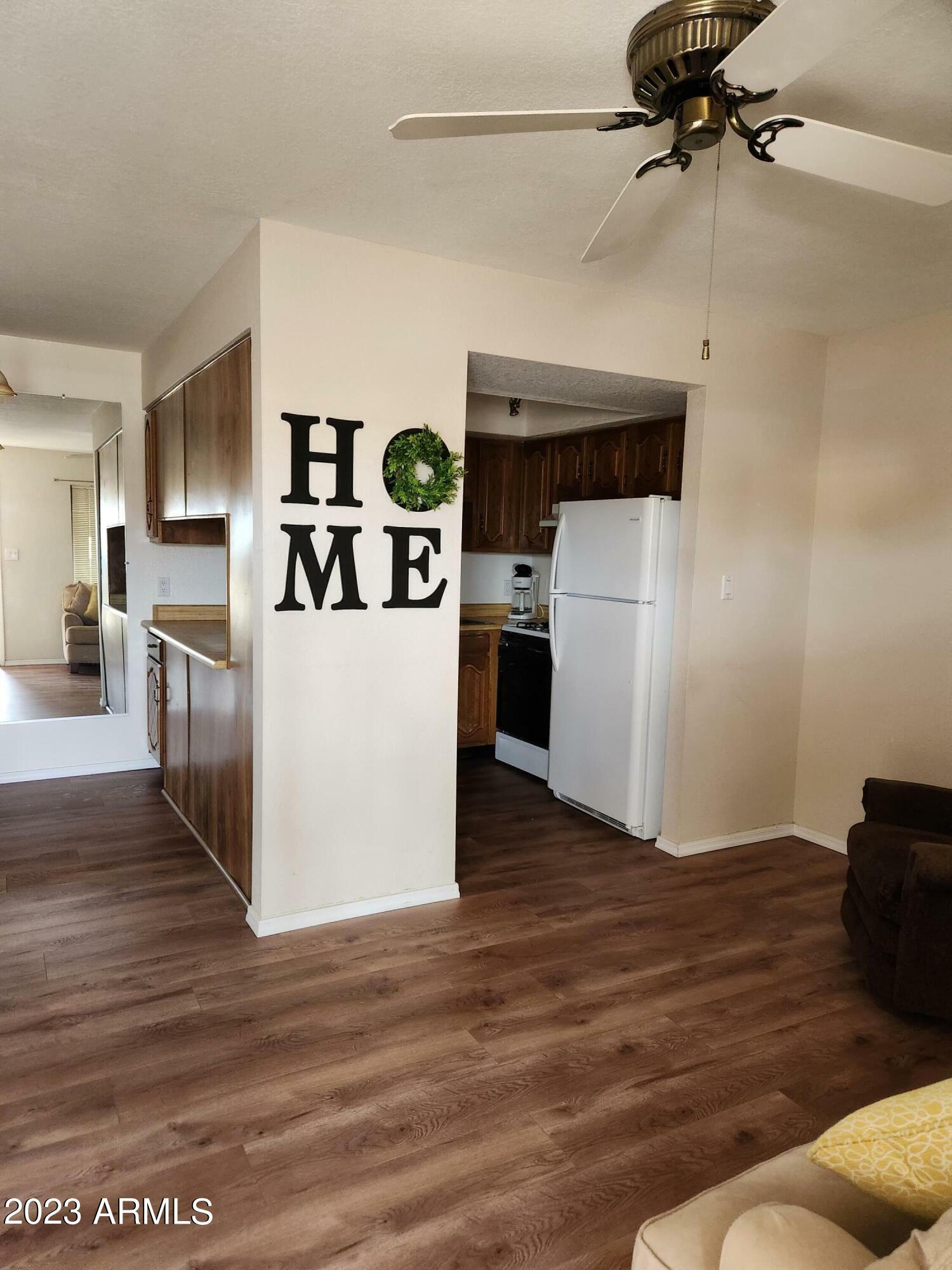 Property Photo:  831 E Lancaster Circle  AZ 85132 