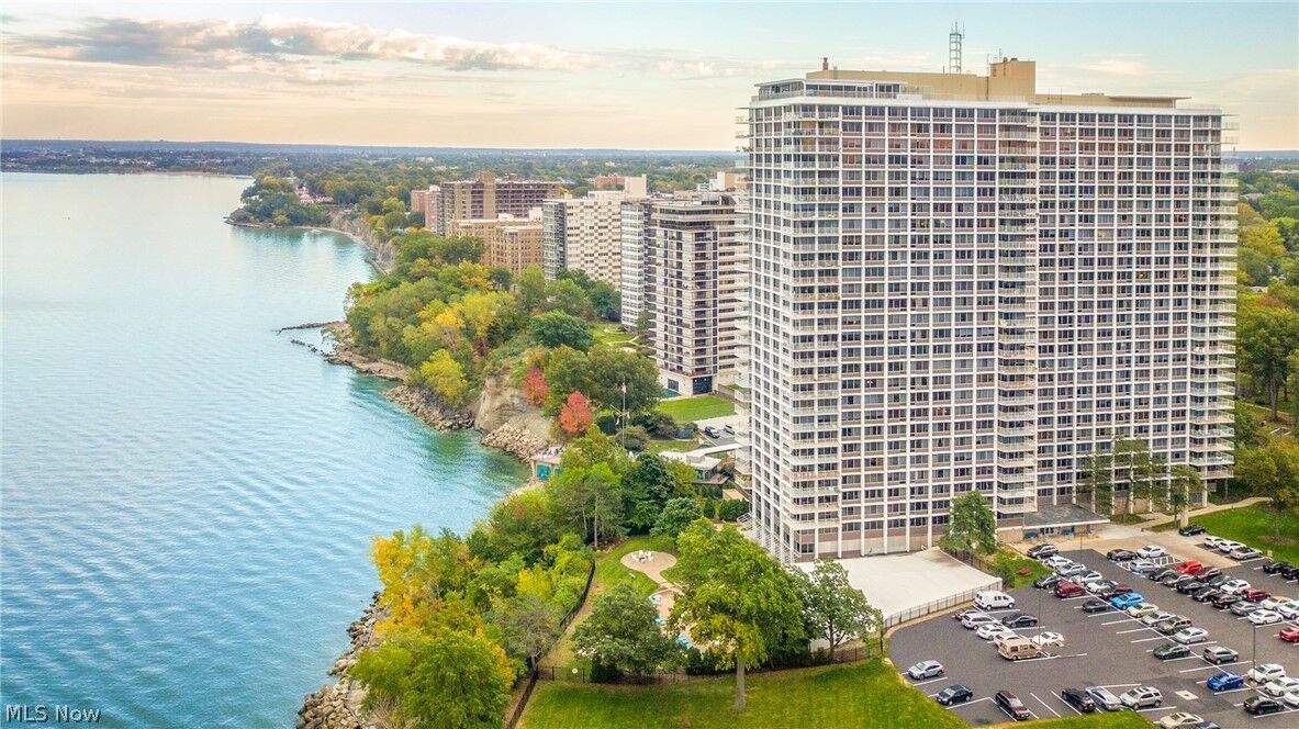 Property Photo:  12700 Lake Avenue 513  OH 44107 