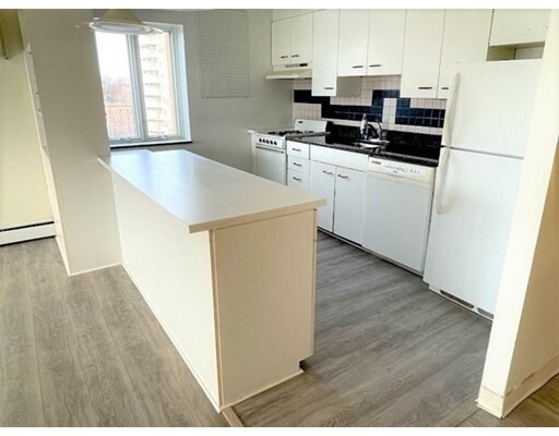 Property Photo: 284 Harvard St 64 MA 02139