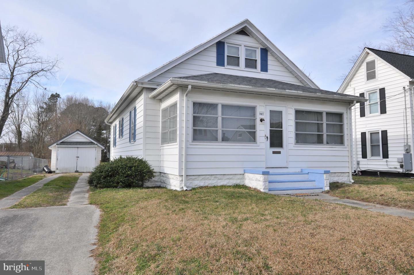 Property Photo:  702 Cedar Street  MD 21851 