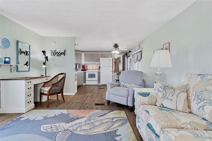 Property Photo:  305 Marlette Drive  FL 34287 