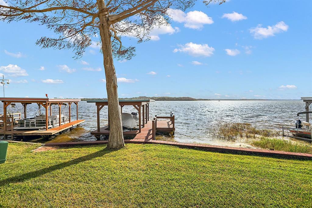 Property Photo:  10 Big Tree Drive  FL 34731 