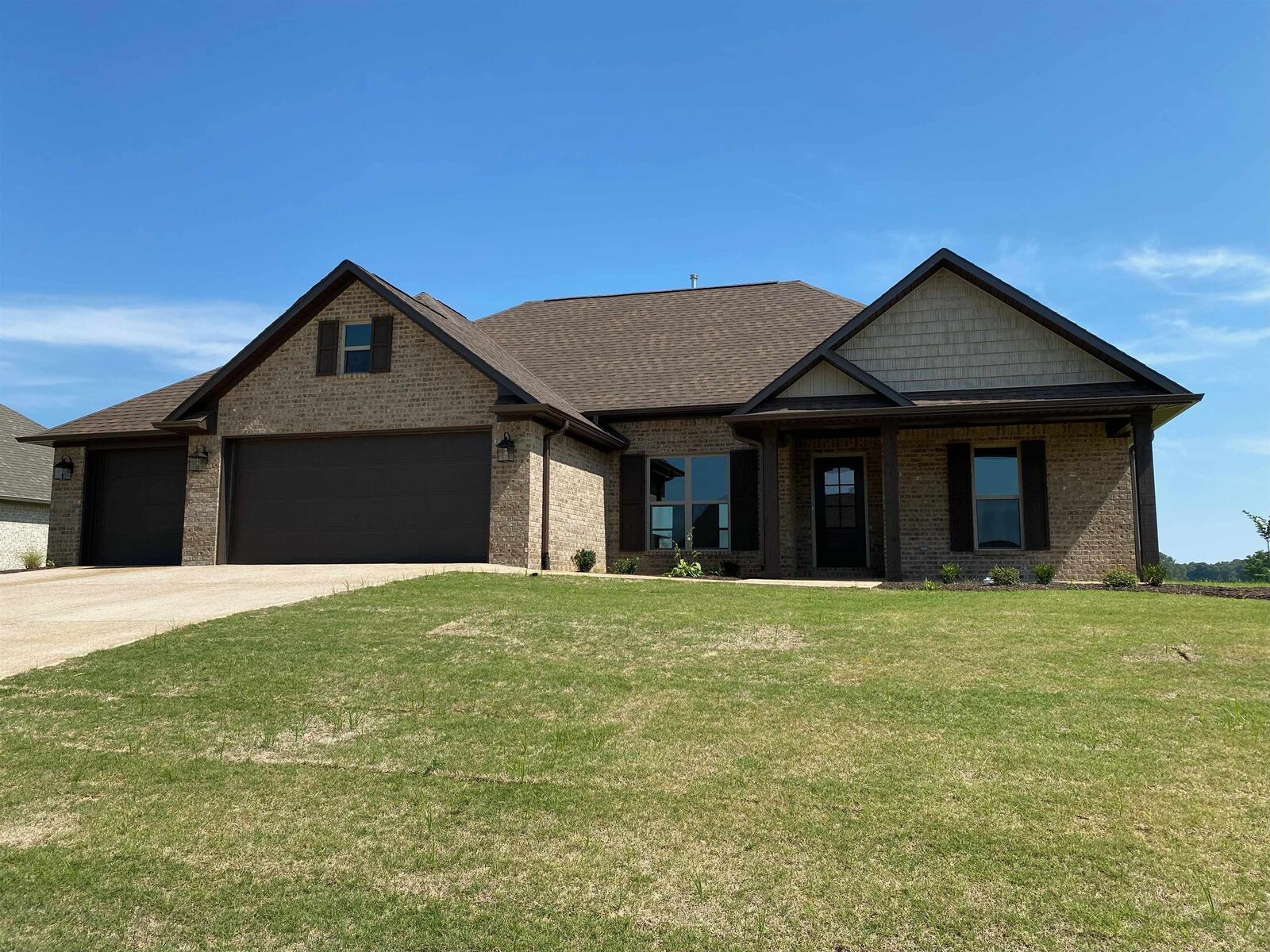 Property Photo:  229 Strawberry Ridge Drive  TN 38355 