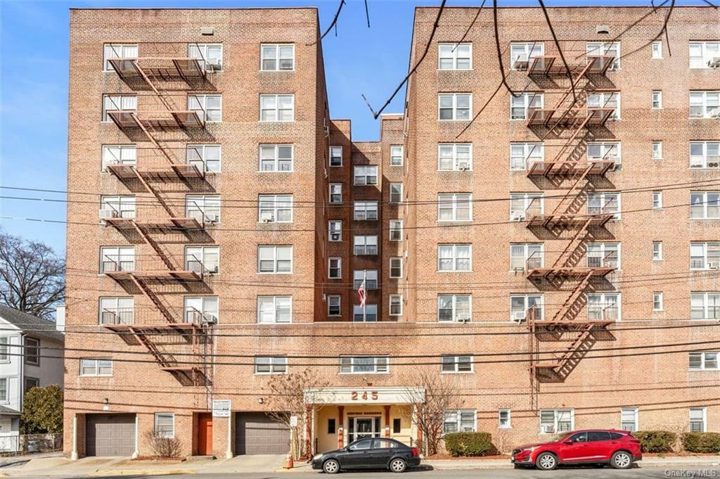 Property Photo: 245 Bronx River Road 4E NY 10704