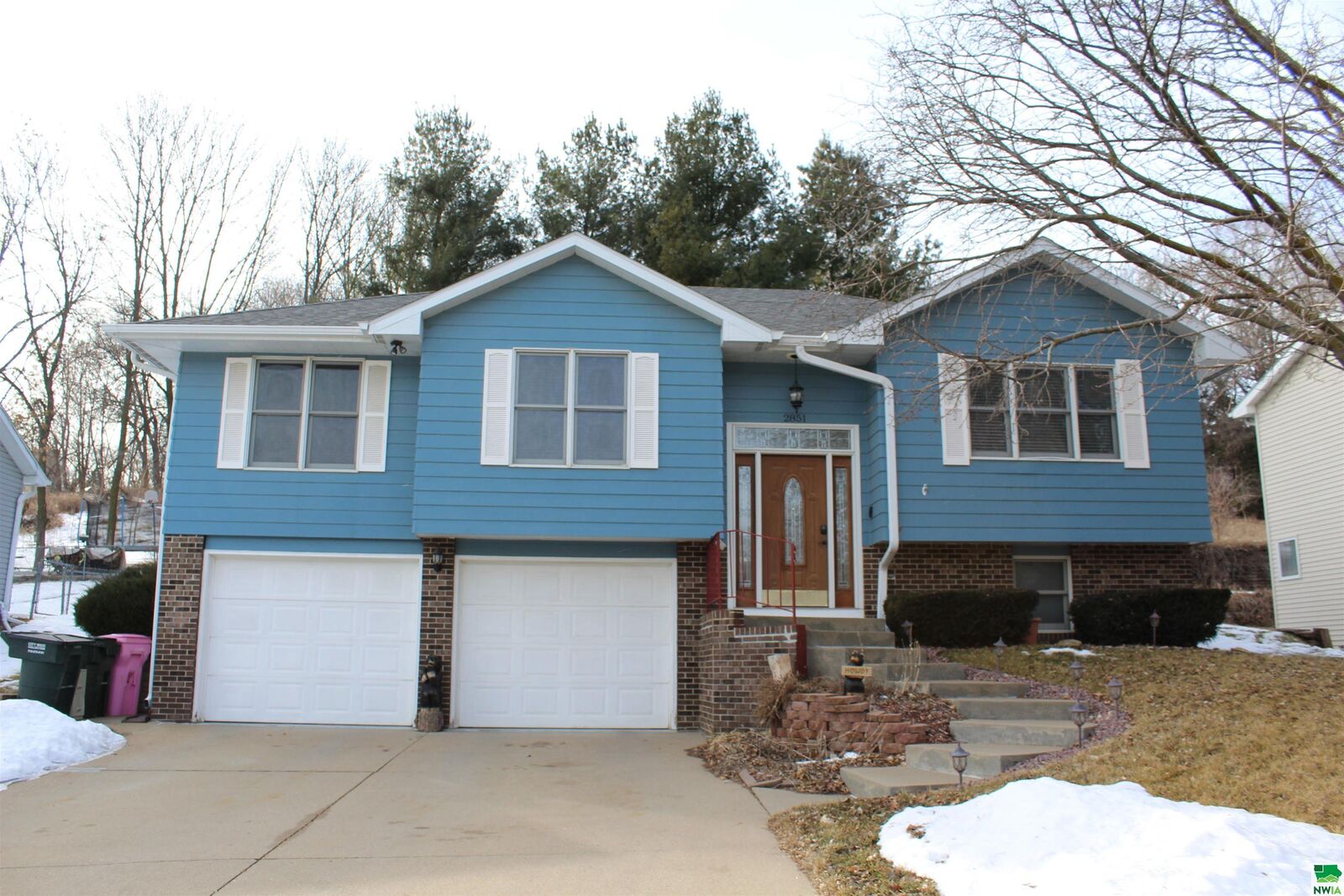 Property Photo:  2851 S Saint Marys St  IA 51106 