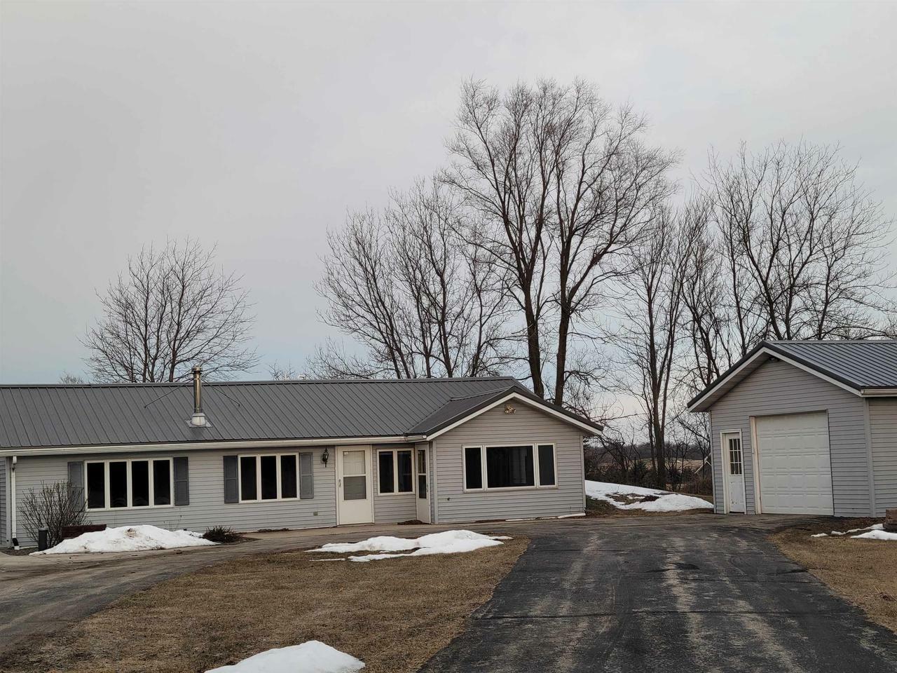 Property Photo:  6815 North County Road Kk  WI 53563 