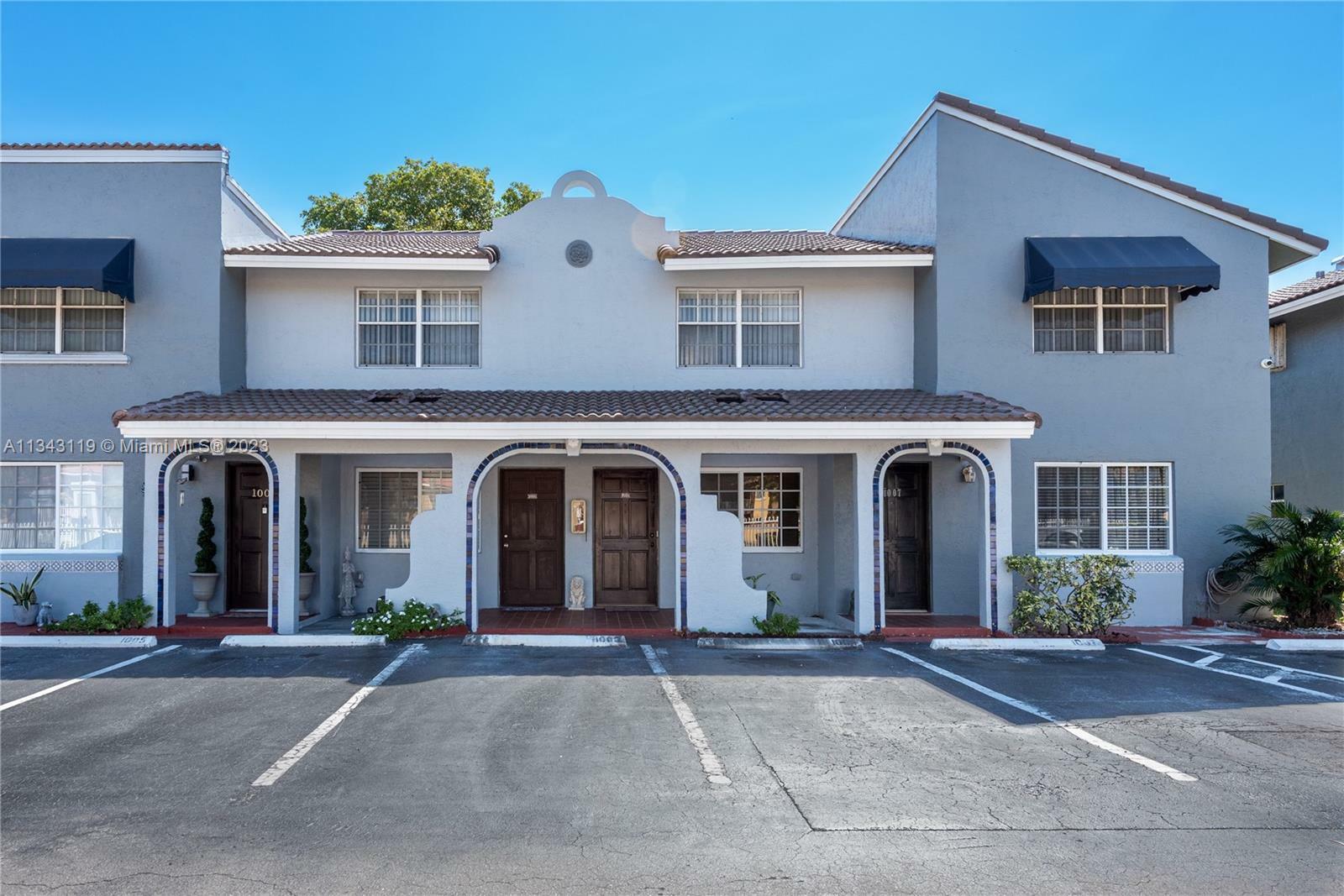 Property Photo: 6910 NW 173rd Dr 1008 FL 33015
