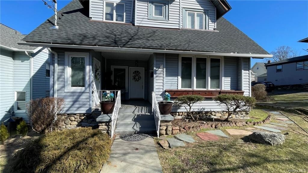 Property Photo:  25 Tibbits Avenue  NY 10606 