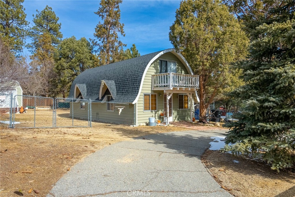 Property Photo:  209 Gilroy Drive  CA 92314 