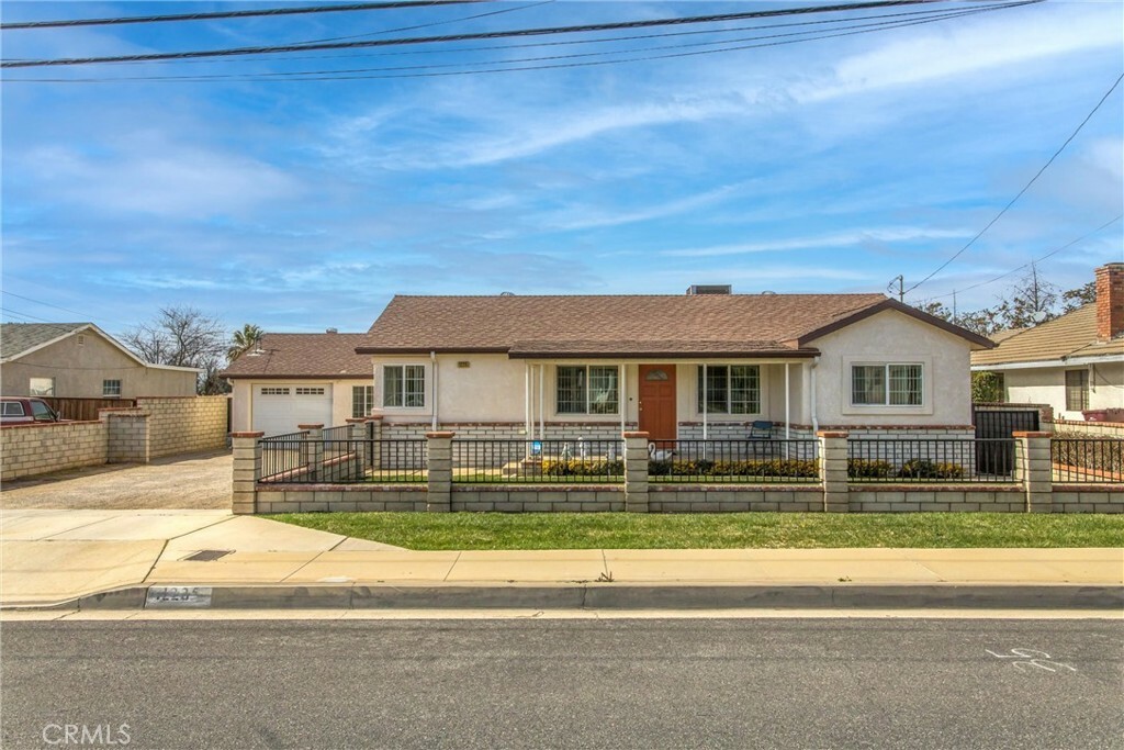 Property Photo:  1225 Beaumont Avenue  CA 92223 