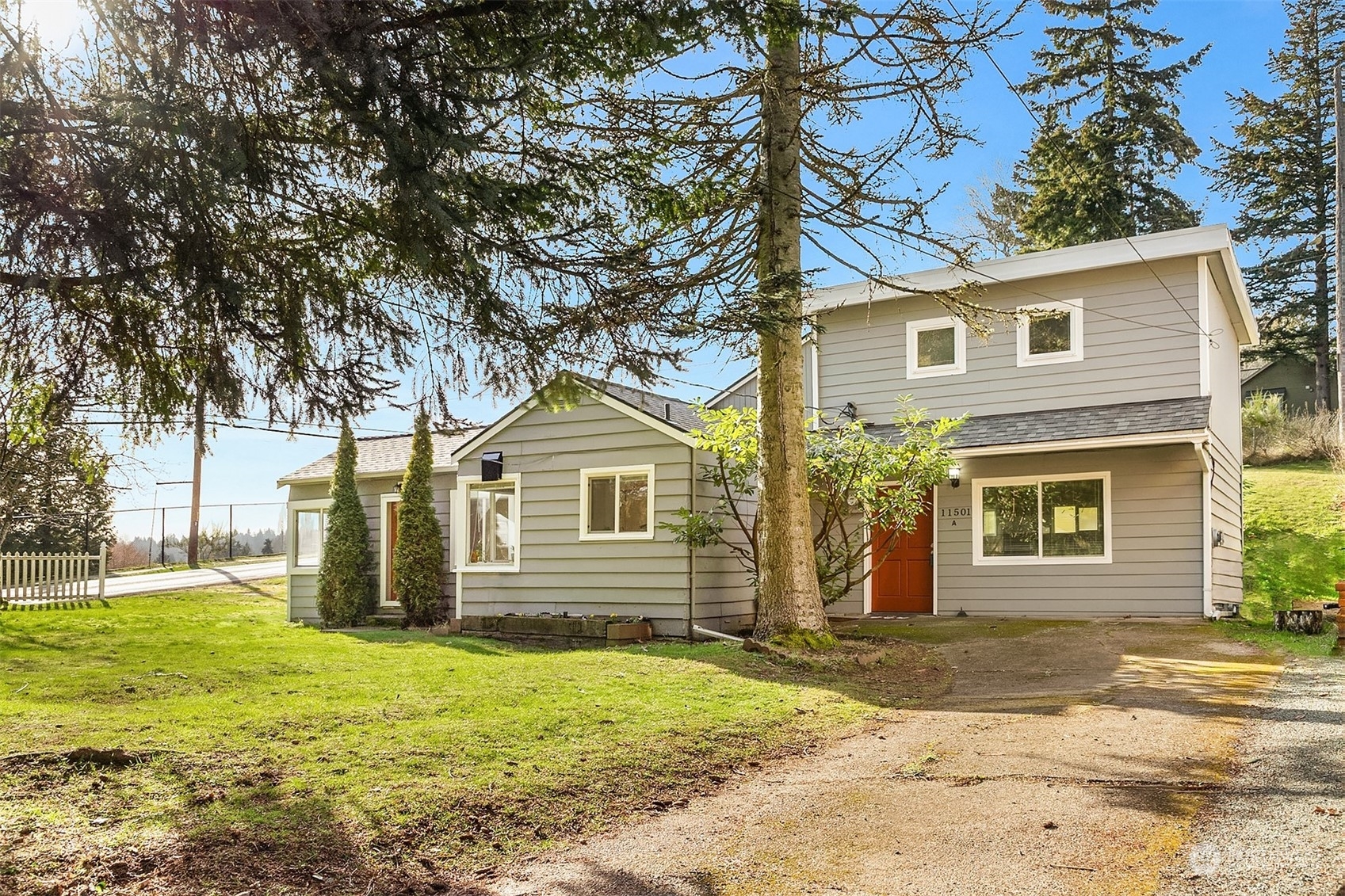 Property Photo:  11501 34th Avenue NE  WA 98125 