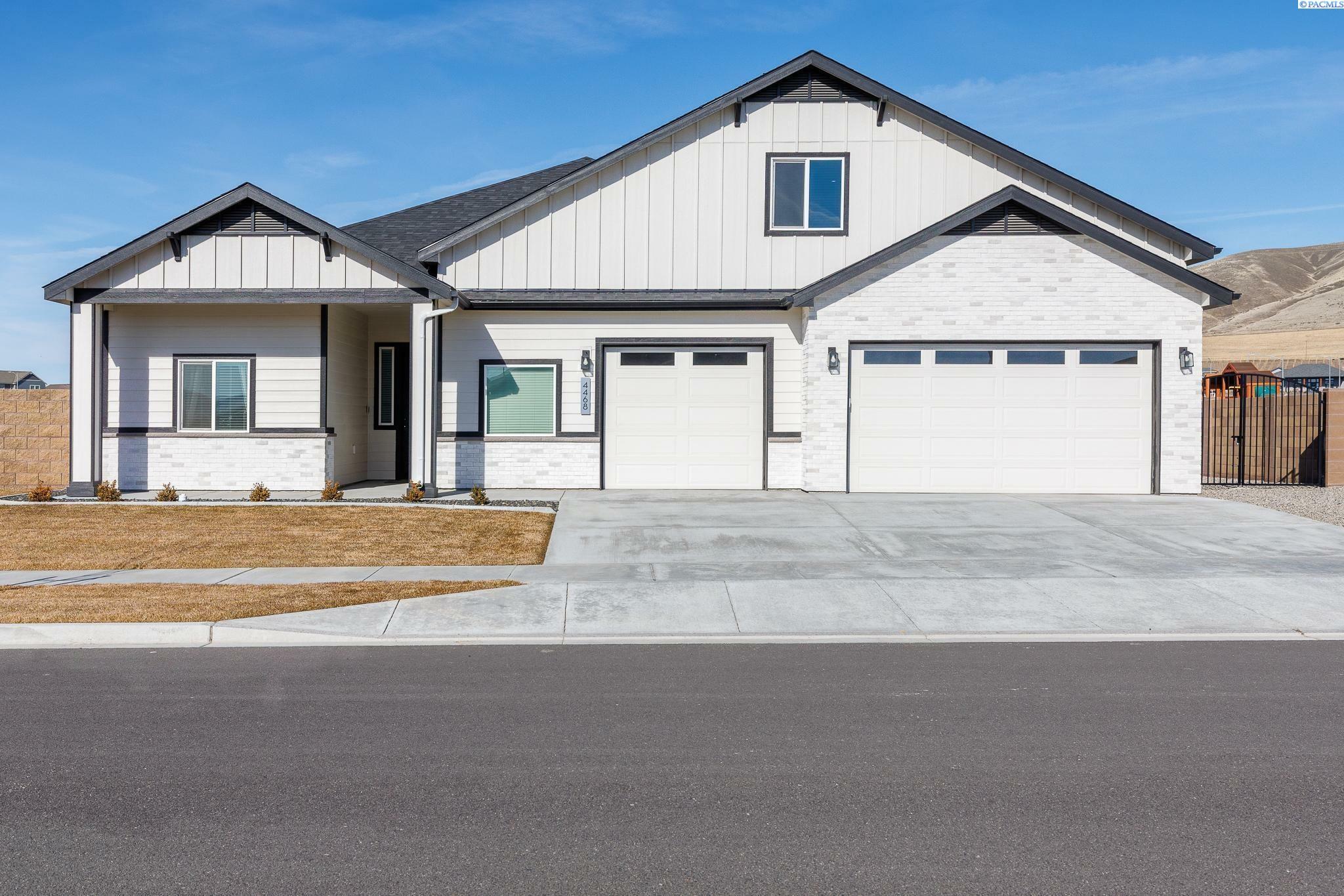 Property Photo:  4468 Potlatch St.  WA 99352 