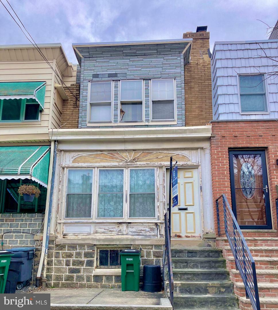 Property Photo: 3007 S Smedley Street PA 19145