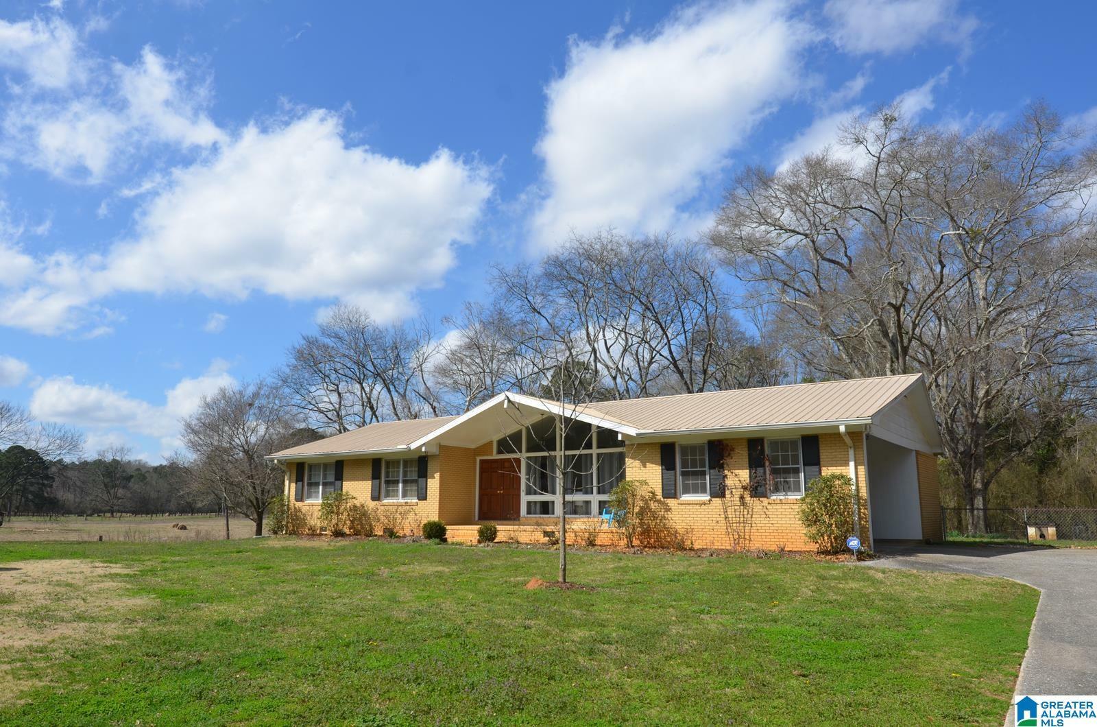 Property Photo:  2093 Dearmanville Road  AL 36207 