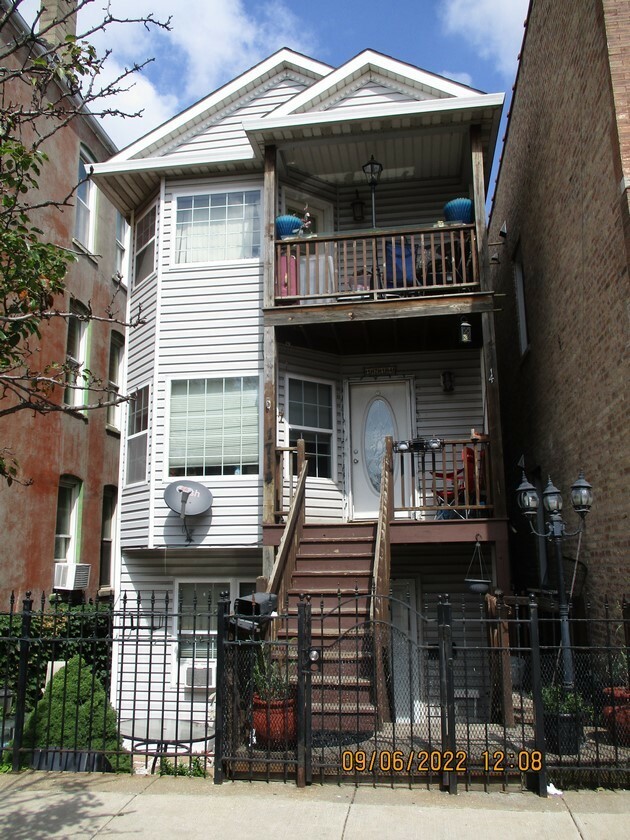 Property Photo:  1714 W 17th Street  IL 60608 