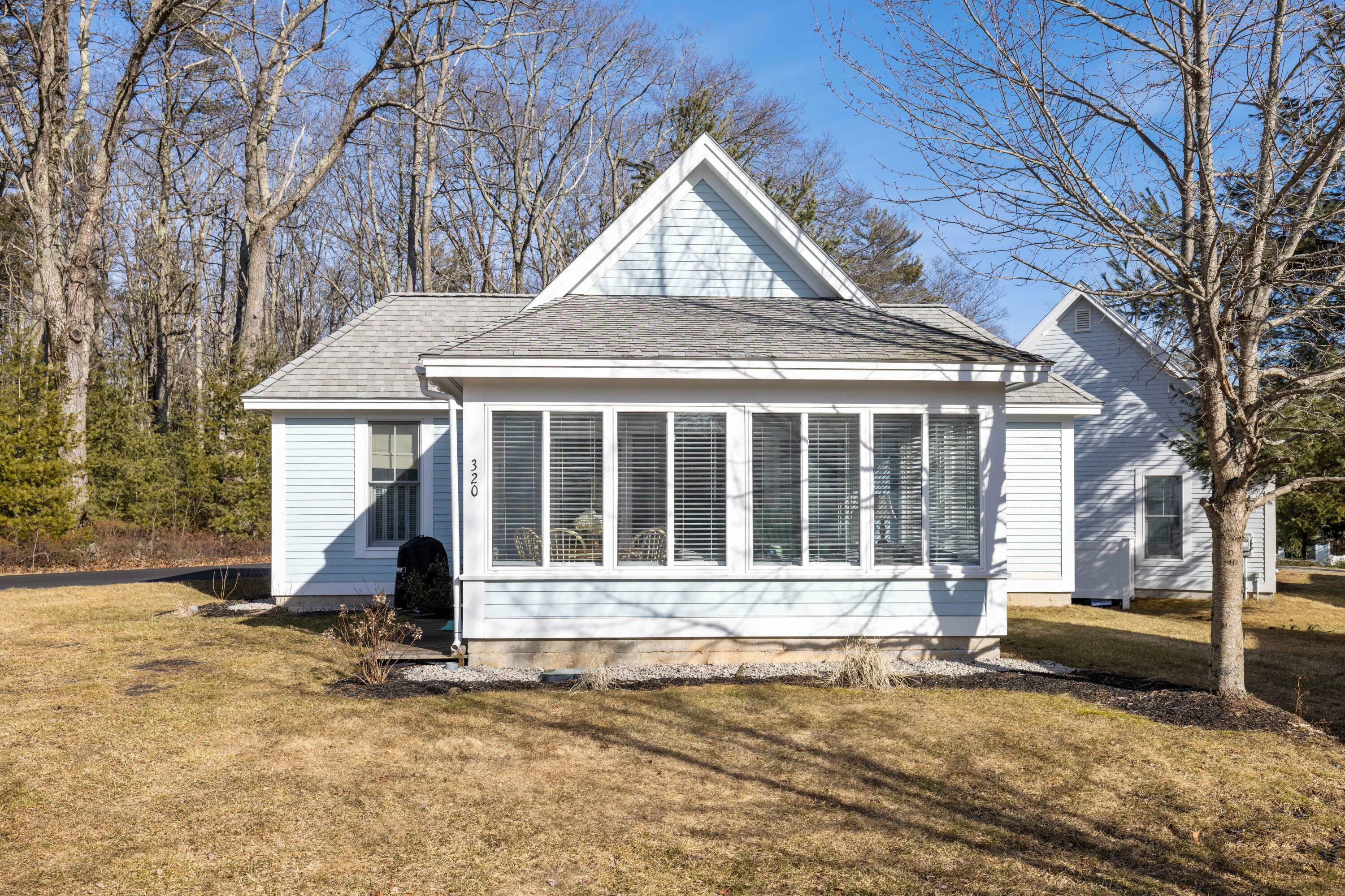 Property Photo: 454 Post Road 320 ME 04090