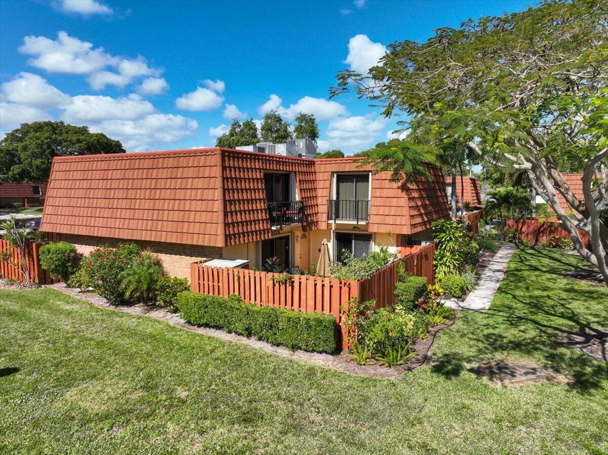 Property Photo: 3315 Spanish Wells Drive 49-A FL 33445