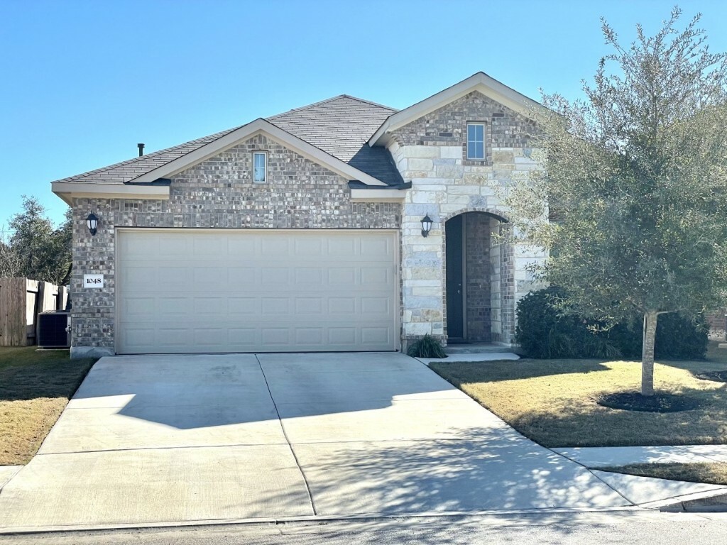Property Photo: 1048 Myrna Bend TX 78641