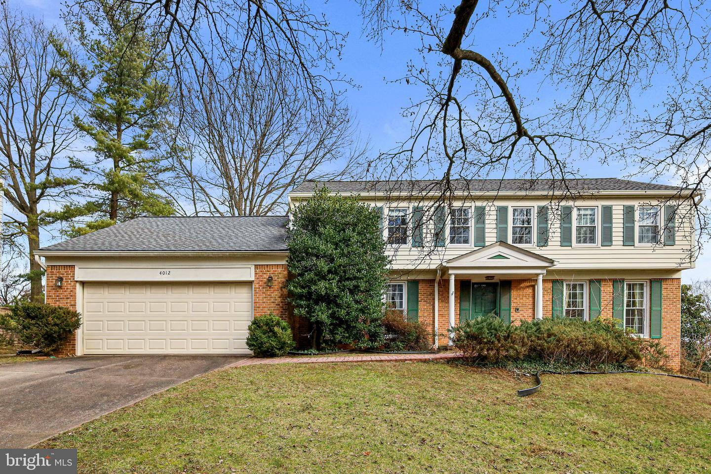 Property Photo: 4012 N Garland Street VA 22304