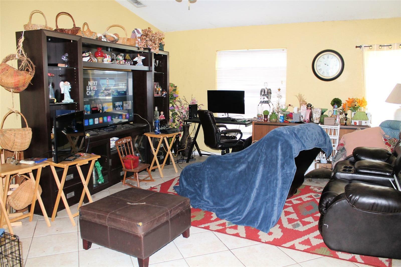 Property Photo: 2552 S Scenic Highway FL 33898