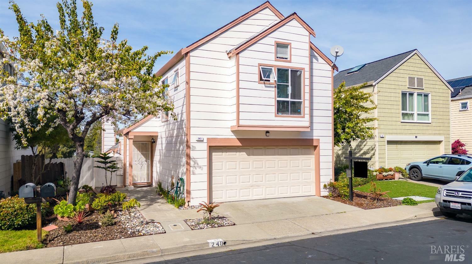 240 Ruby Lane  Vallejo CA 94590 photo