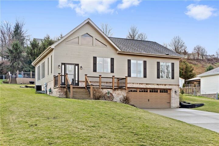 192 Galley Rd  Canonsburg PA 15317 photo