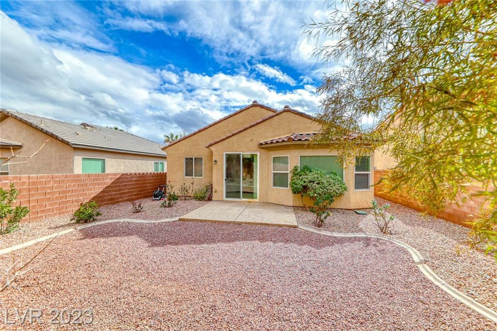 Property Photo:  2916 Dowitcher Avenue  NV 89084 