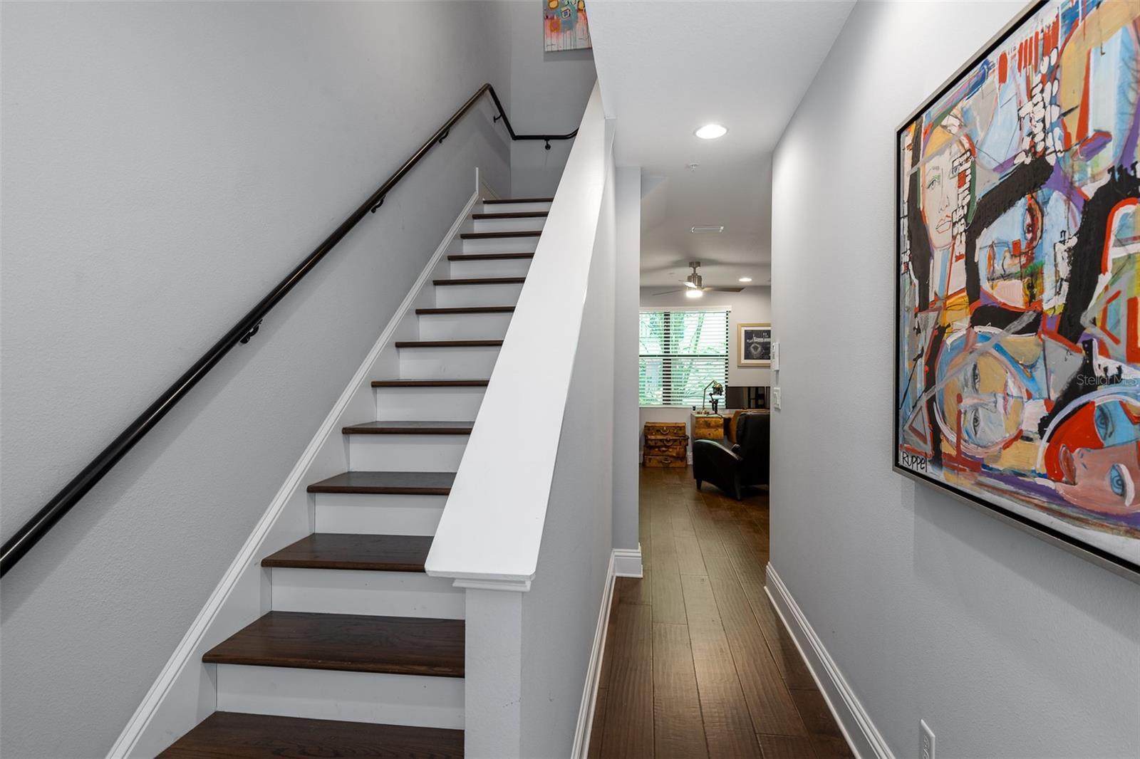 Property Photo: 318 Delmar Terrace S FL 33701