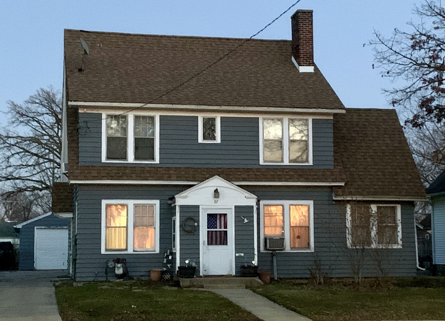 Property Photo: 27 N Ohio Street IL 60505