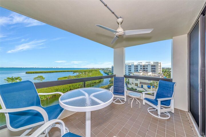 Property Photo: 2016 Harbourside Drive 347 FL 34228