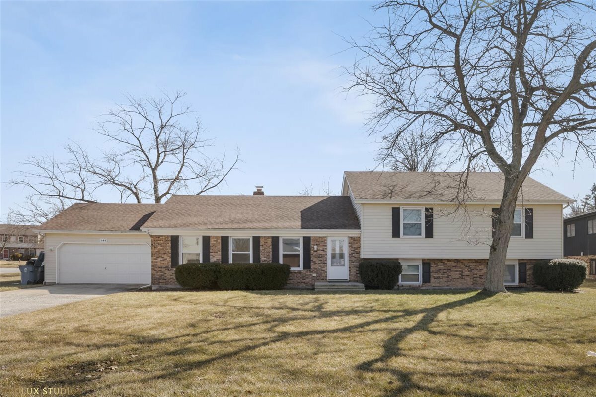 Property Photo:  944 Carol Lane  IL 60417 