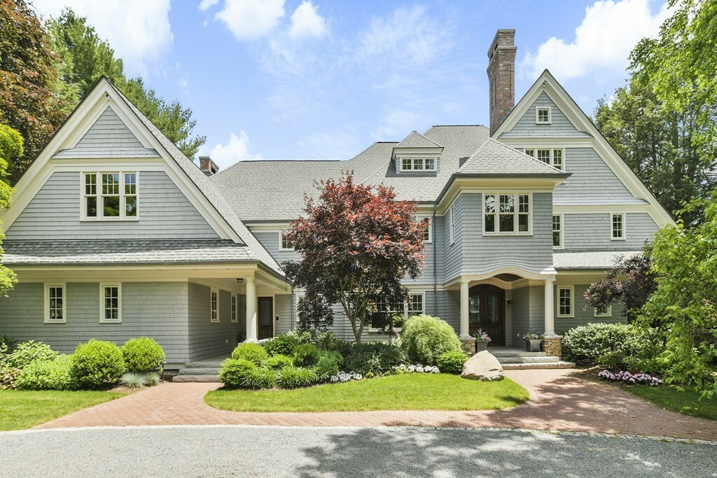 Property Photo: 197 Grant Street MA 02420
