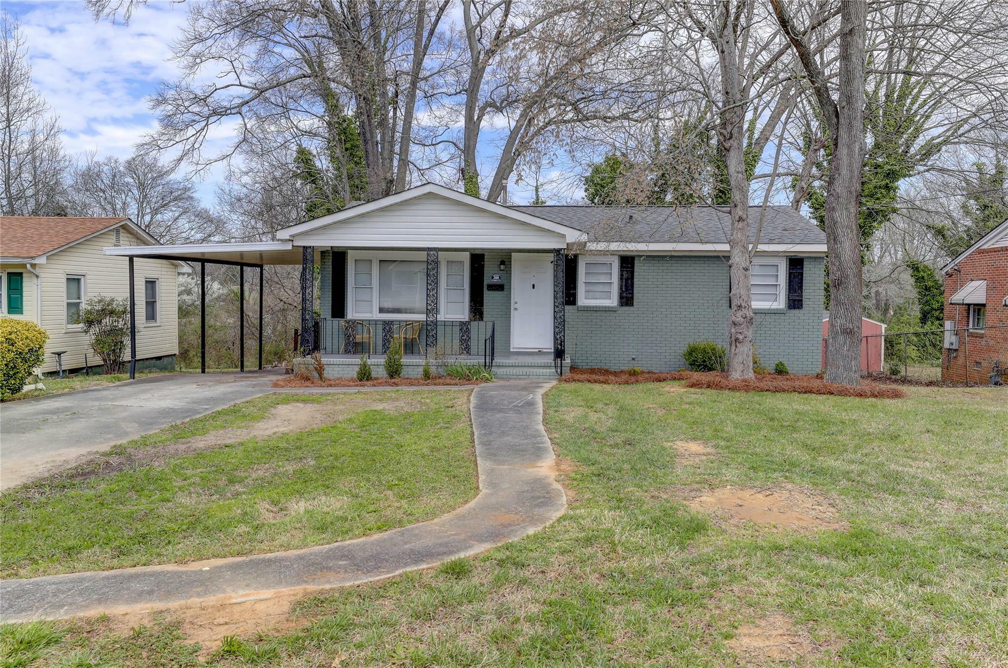 Property Photo: 208 Scoggins Street SC 29730