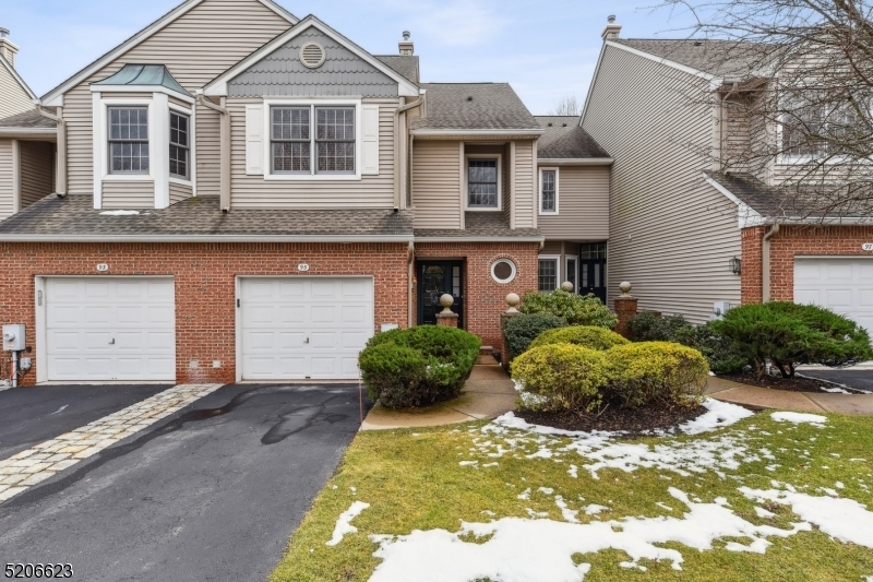 Property Photo: 95 Kent Dr NJ 07068