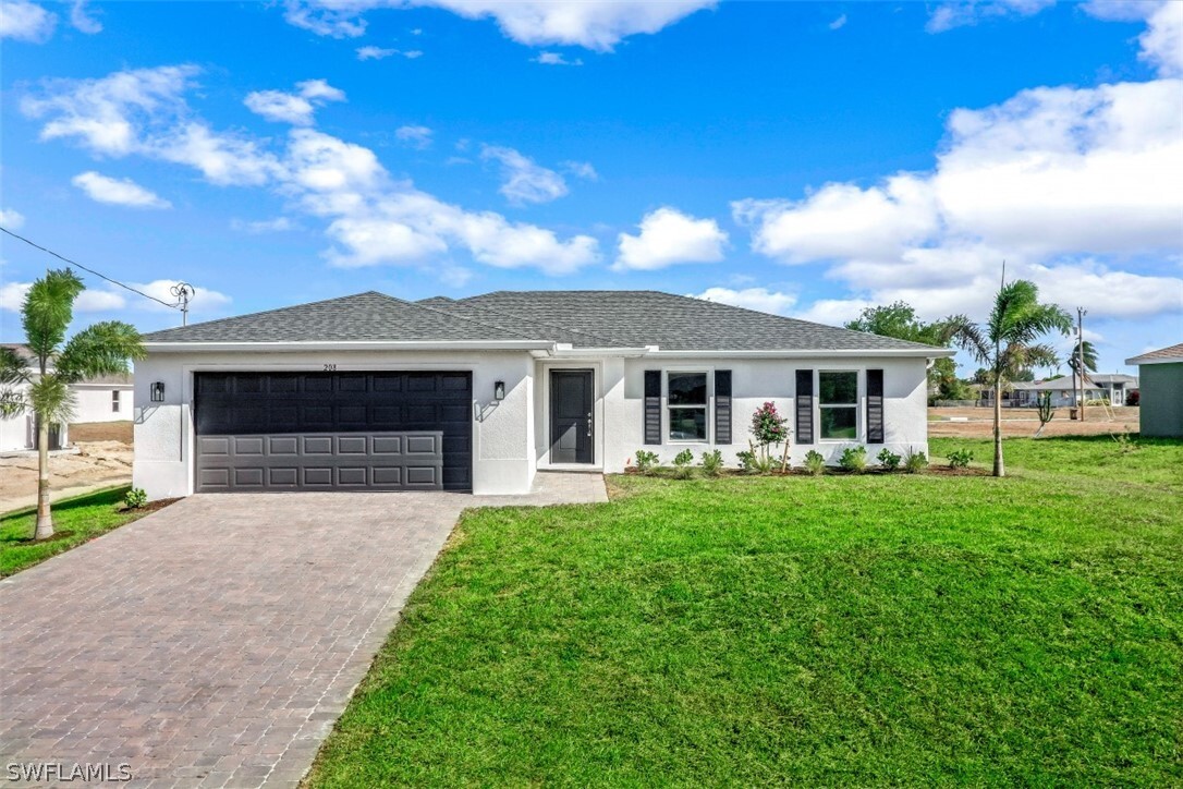 Property Photo: 2116 NE 7th Place FL 33909