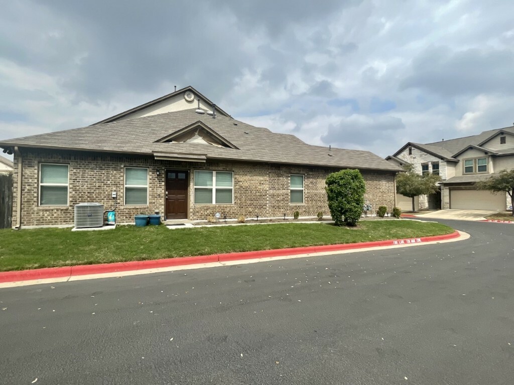 Property Photo: 2214 S Lakeline Boulevard 301 TX 78613
